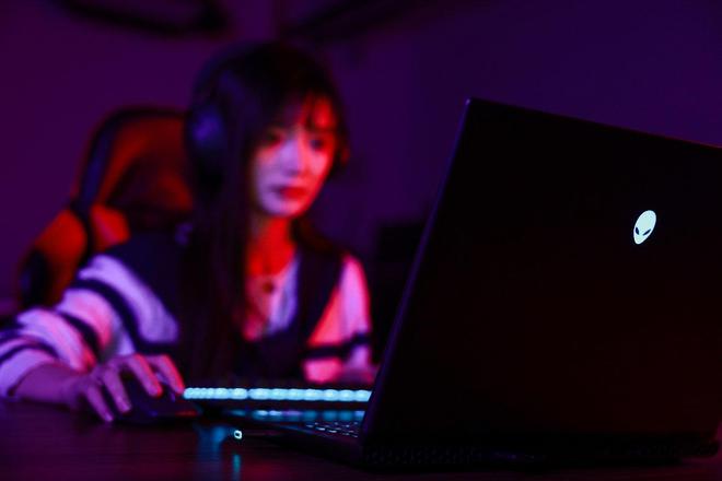 装备矩阵：m16 R2+Pro键鼠耳机性能巅峰开元棋牌试玩纯血Alienware外星人电竞(图22)